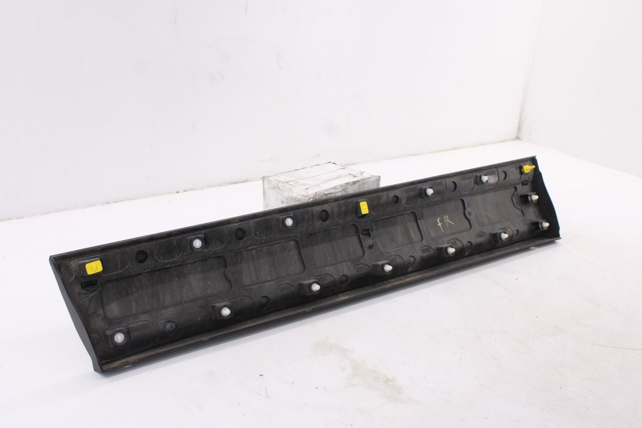 2018-2024 Chevrolet Equinox LT Front Right Door Lower Garnish Molding 848532746