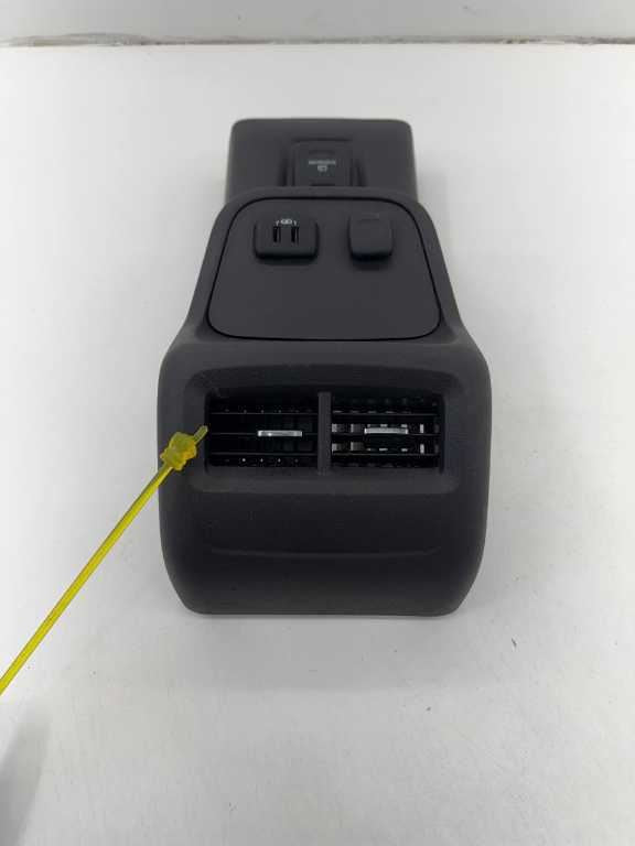 2018-2024 Chevrolet Equinox LT Rear Center Console End Cap Back Panel 841290848