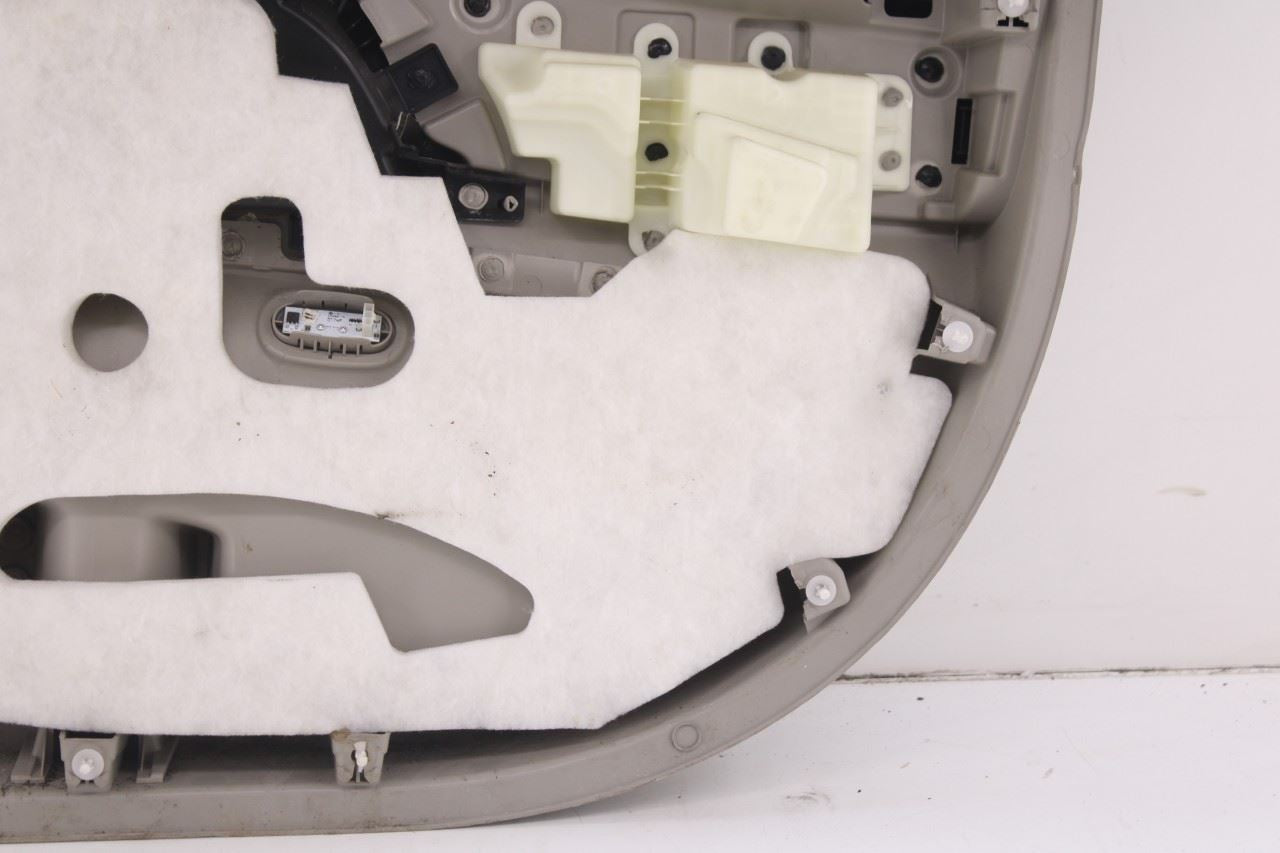 2014-2020 Dodge Grand Caravan SXT Front Left Side Door Trim Panel 5SS331D1AA OEM12