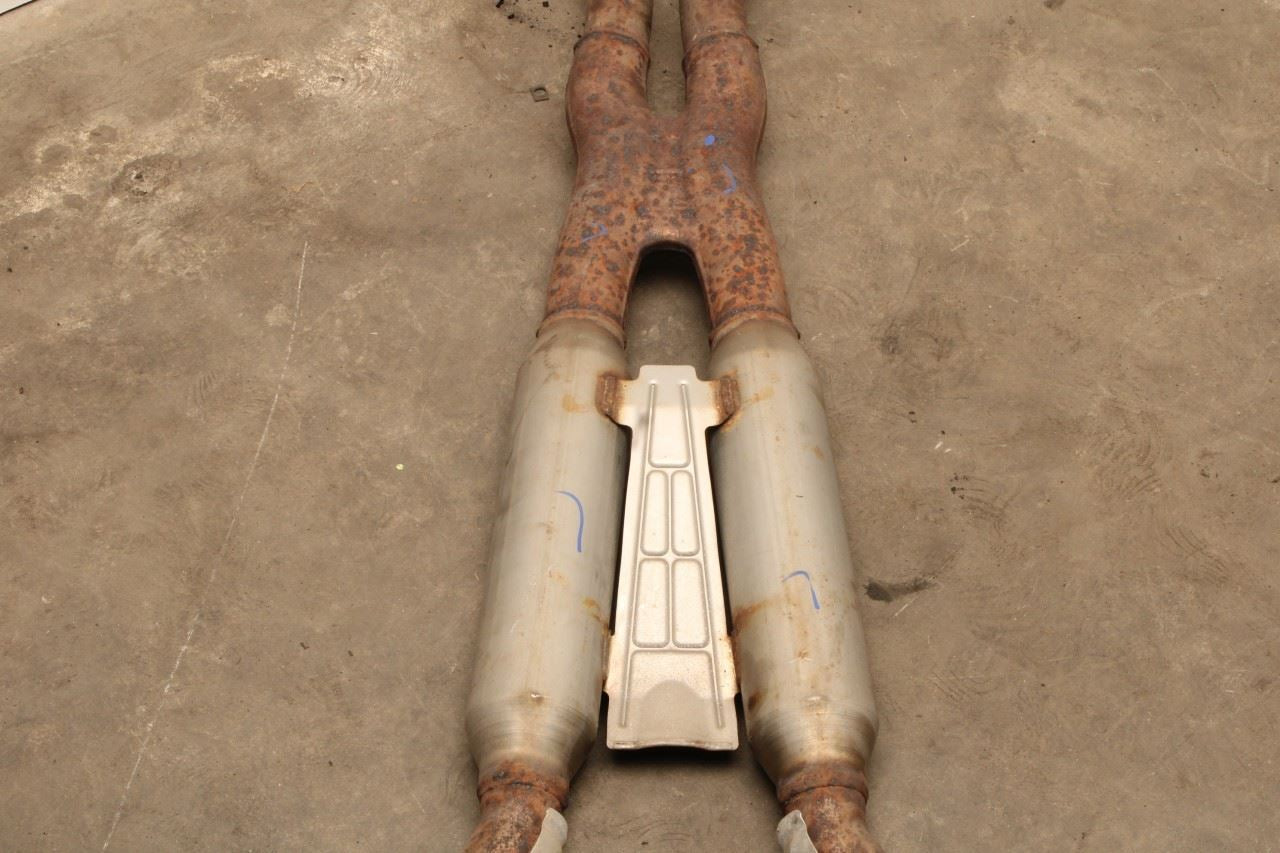 2018-2023 Kia Stinger GT2 AWD 3.3L Exhaust Center Intermediate Muffler Pipe - Alshned Auto Parts