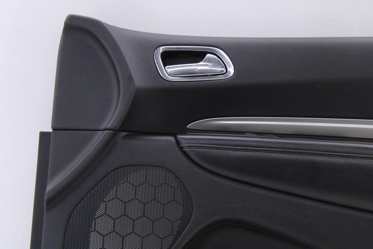 2015-2017 Dodge Durango SXT Front Right Side Door Trim Panel 1GS783X9AI OEM - Alshned Auto Parts