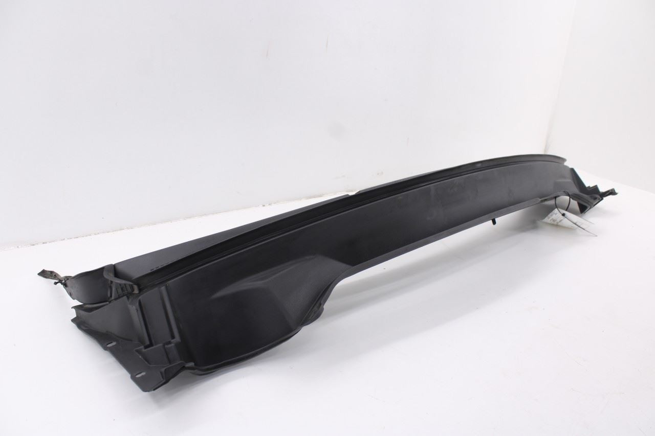 2018-2024 Chevrolet Equinox LT Front Windshield Cowl Vent Grille Panel 8493187815