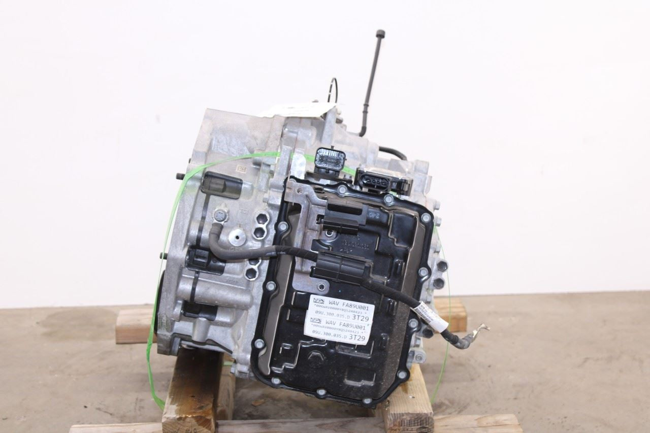 2024-2025 Volkswagen Jetta SE 1.5L FWD 8-Speed Auto Transmission 14K 09U300035D4