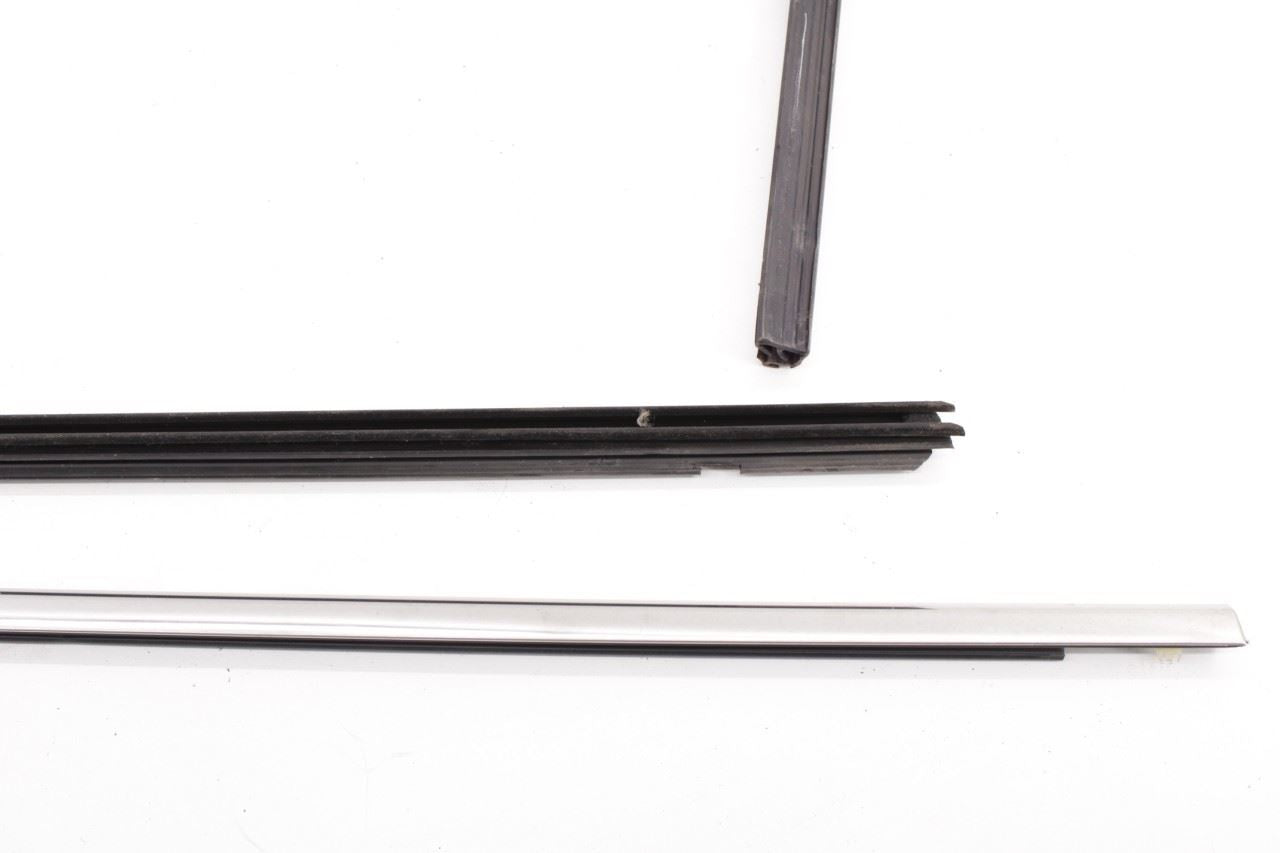 17-26 Chrysler Pacifica Rear Right Sliding Door Run Channel w Belt Weatherstrips - Alshned Auto Parts