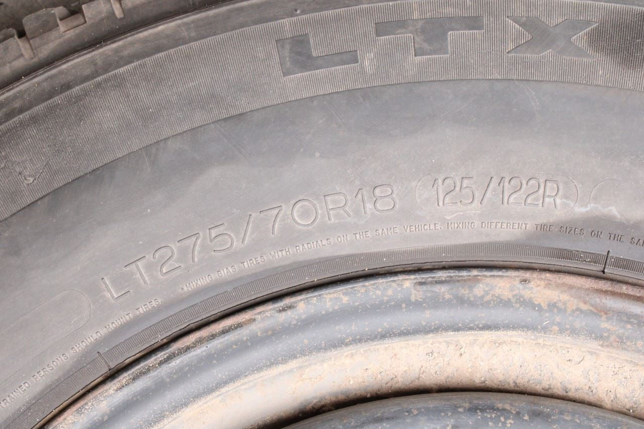 10-2016 Ford F250 Lariat Spare Wheel Tire Michelin LTX A/T2 LT275/70R18 125/122R4