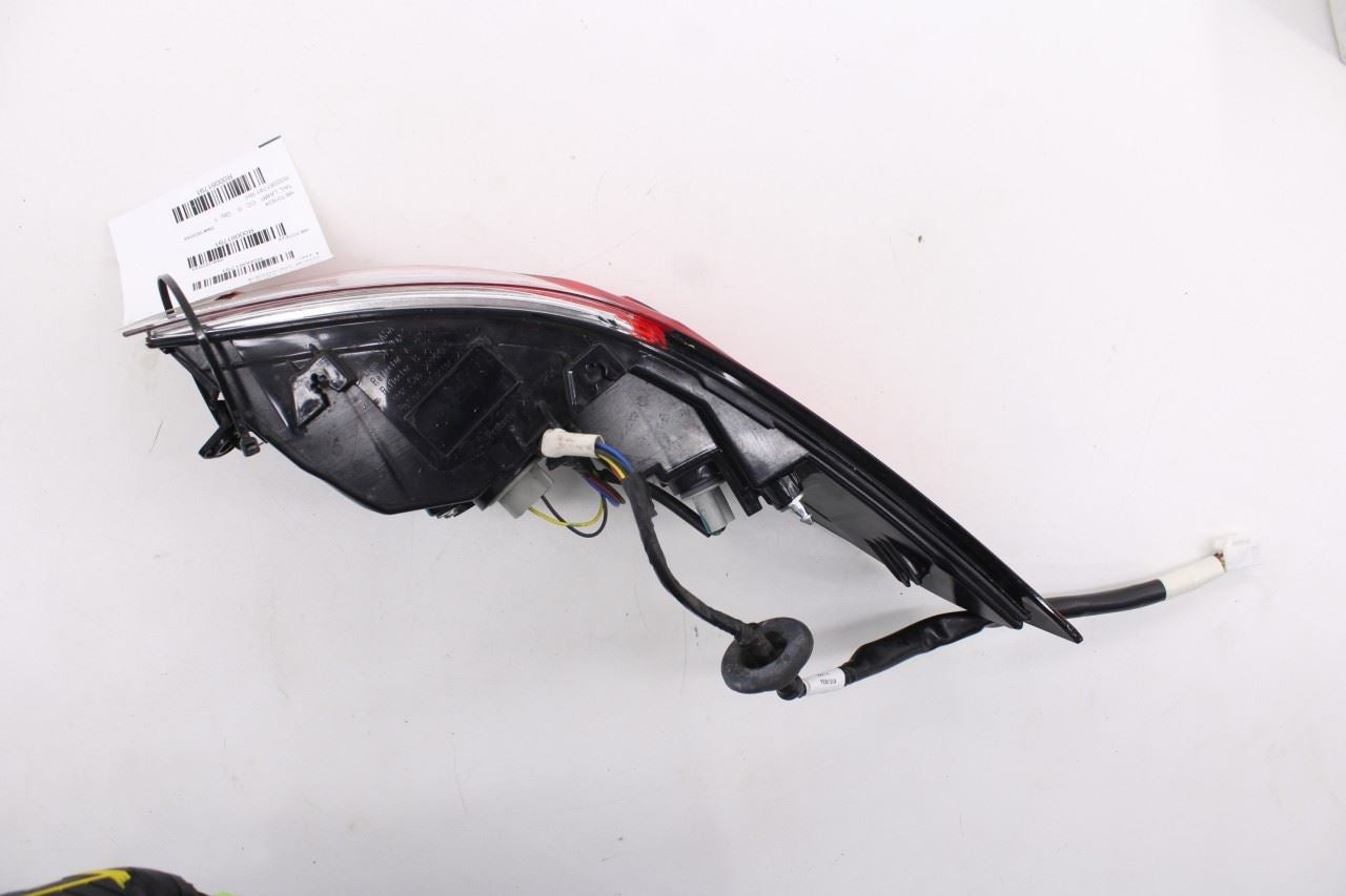 2020-24 Toyota Corolla LE Rear Right Passenger Side Tail Light Lamp 81550-02C604