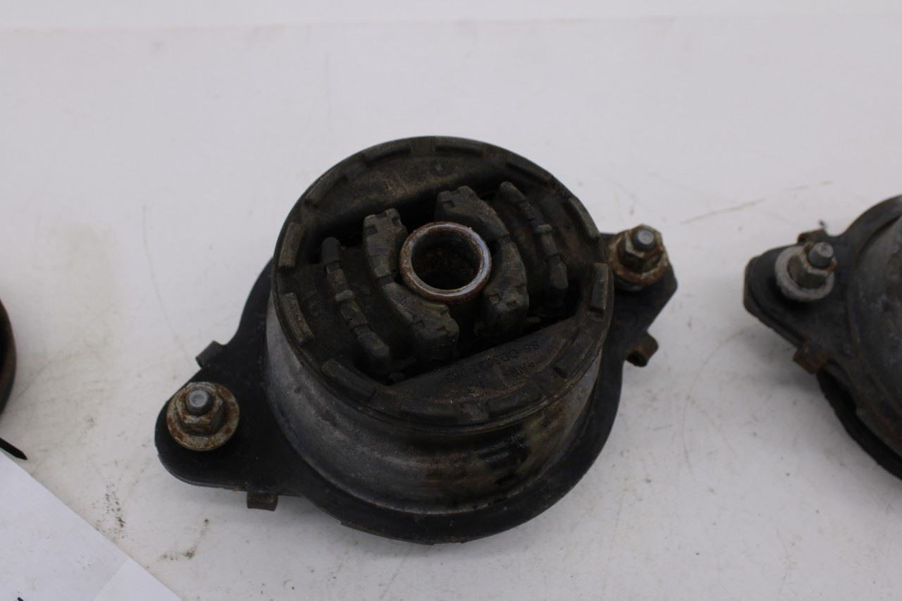 2019-26 Ram 1500 Big Horn Body Frame Hold Down Cushion Mount Insolator Set of 66