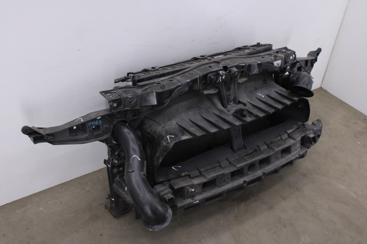 2011-2018 Porsche Cayenne S 4.8L Engine Radiator w/ Cooling Fan Motor Assembly3
