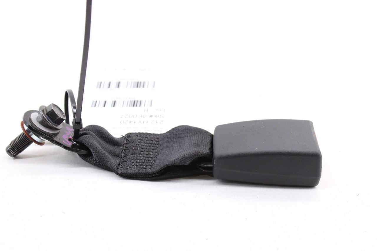 2019-2023 Hyundai Santa Fe SEL 2.4L AWD Rear Center 2nd Row Seat Belt Buckle - Alshned Auto Parts