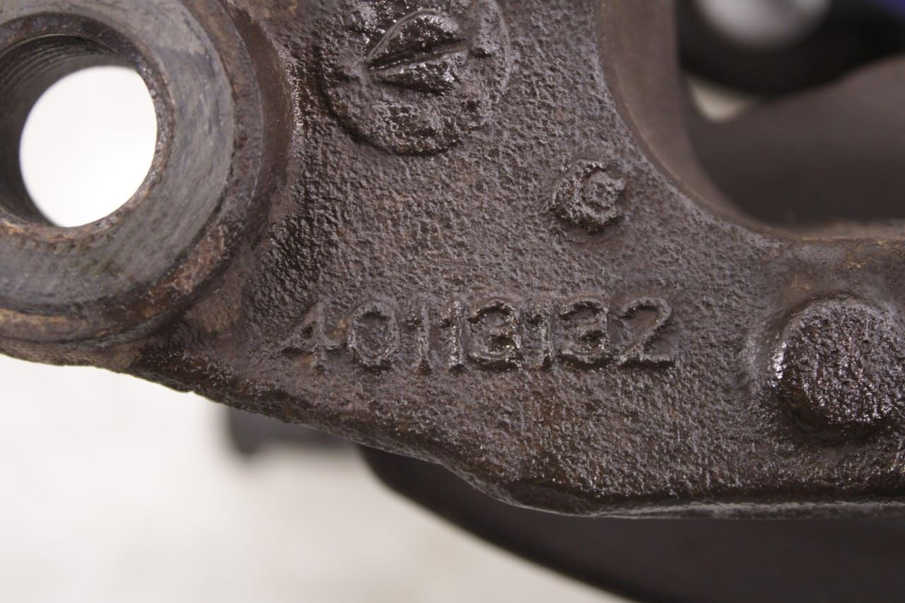 2014-18 RAM 2500 Tradesman Front Left Driver Side Spindle Knuckle Hub 68216189AA - Alshned Auto Parts