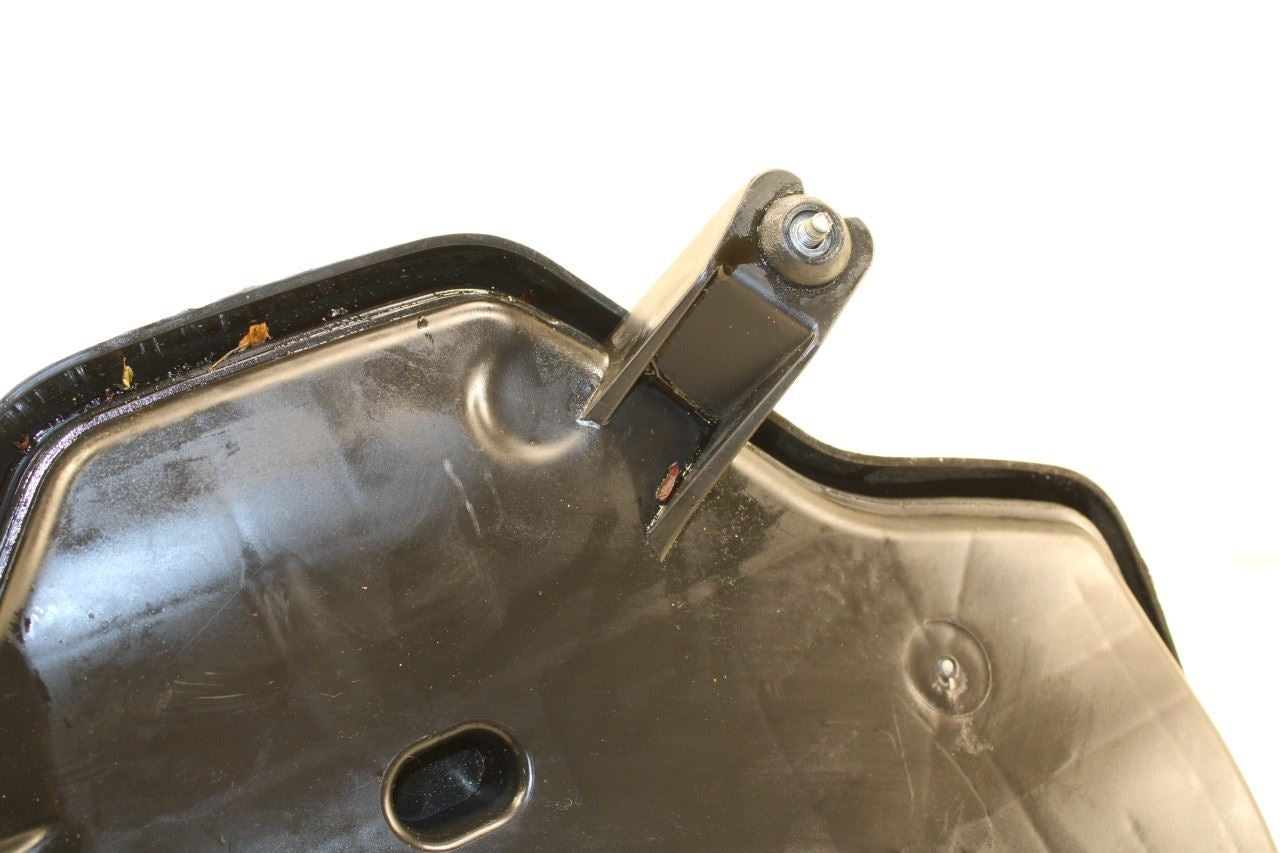 2017-2023 GMC Acadia SLT-1 3.6L AWD Air Intake Cleaner Outlet Duct Tube Assembly - Alshned Auto Parts