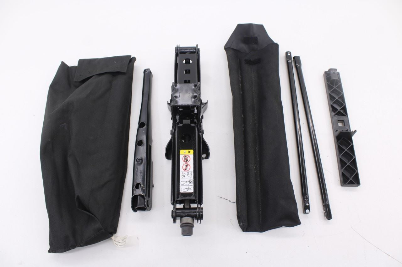 2008-20 Dodge Grand Caravan GT Lift Jack and Tool Kit w/ Tool Bag 4721855AB OEM0