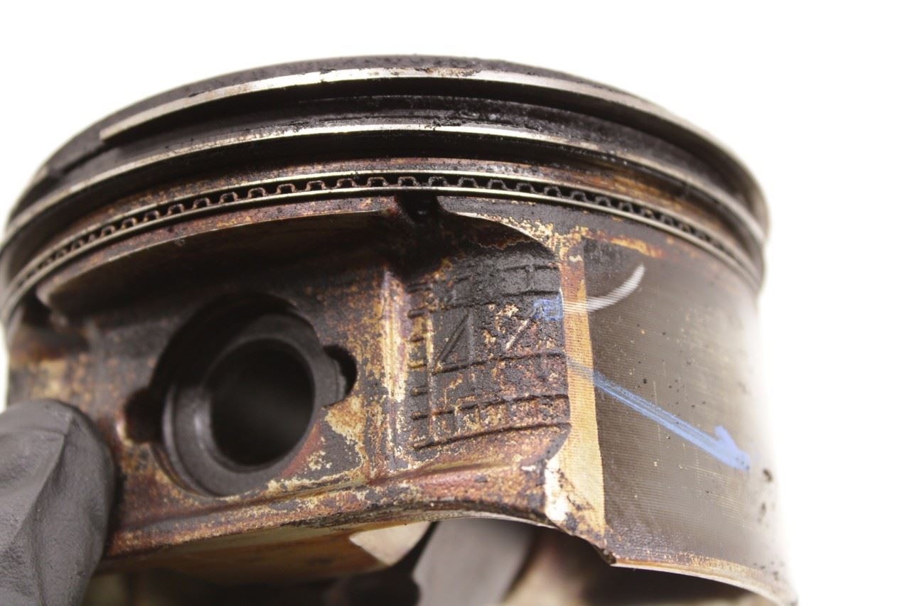 12-20 ISUZU NPR HD 6.0L Engine Piston Left No 2 w/ Connecting Rod 8-89017-849-0 - Alshned Auto Parts