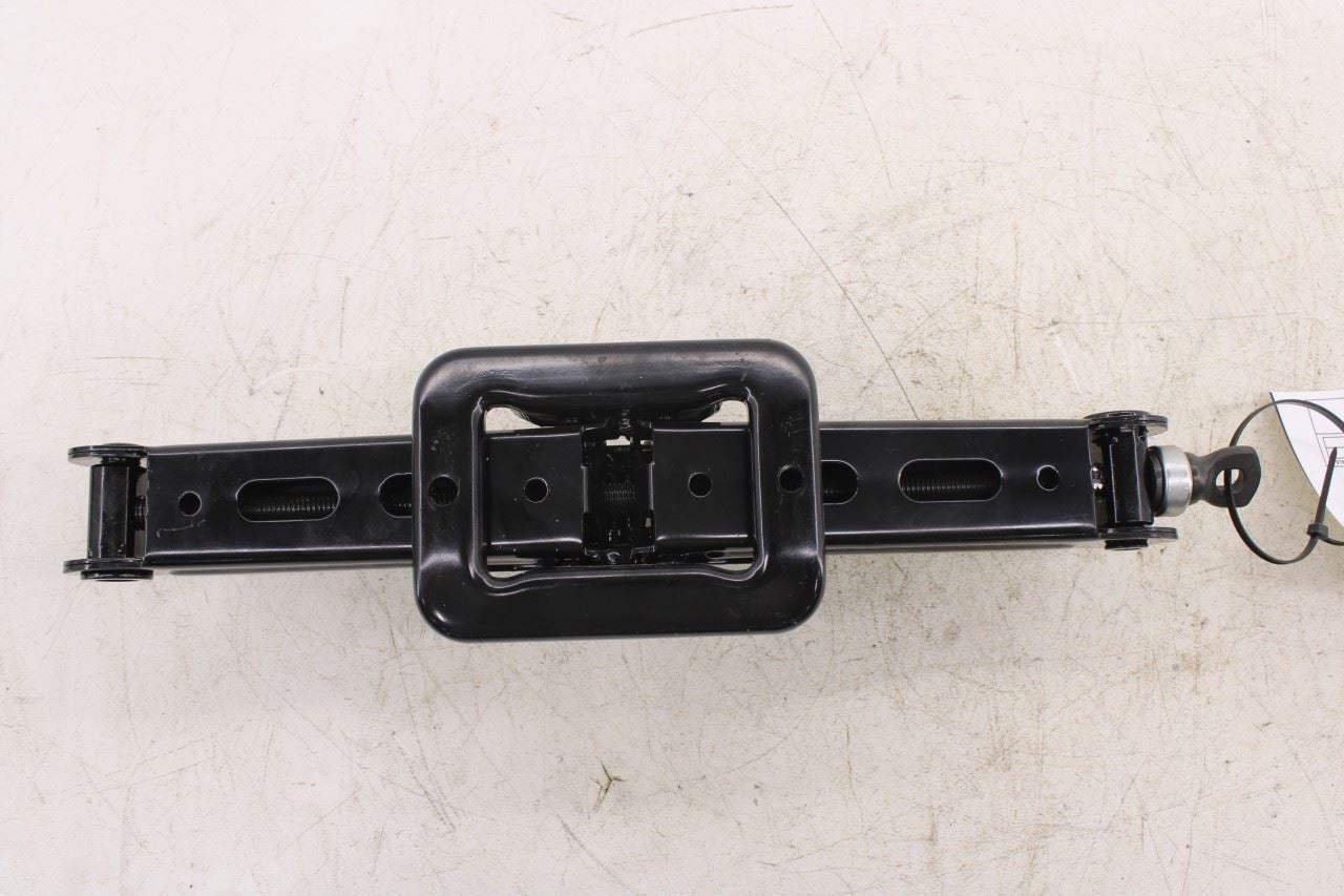 21-26 Hyundai Santa Fe SEL 2.5L Lift Jack and Tool Kit w/ Foam Holder Container4