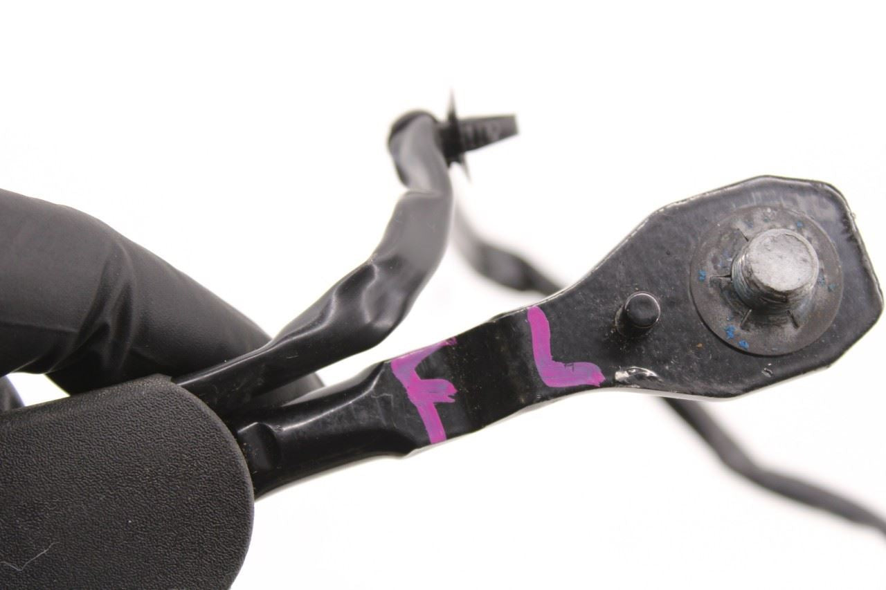 2014-18 Jeep Grand Cherokee Limited 3.6L Front Driver Left Side Seat Belt Buckle - Alshned Auto Parts