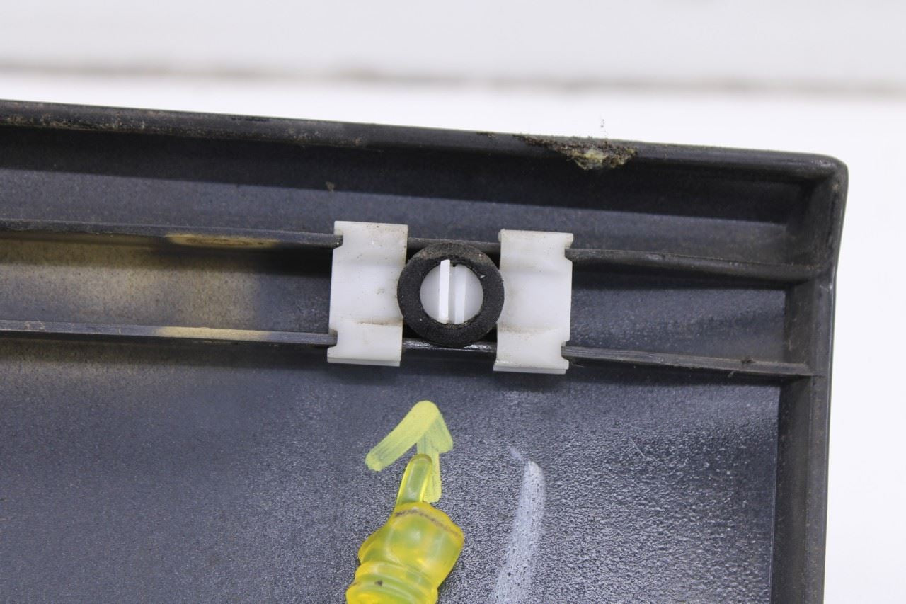 2010-12 Land Rover Range Rover HSE Rear Left Door Lower Molding LR006220 *ReaD*9