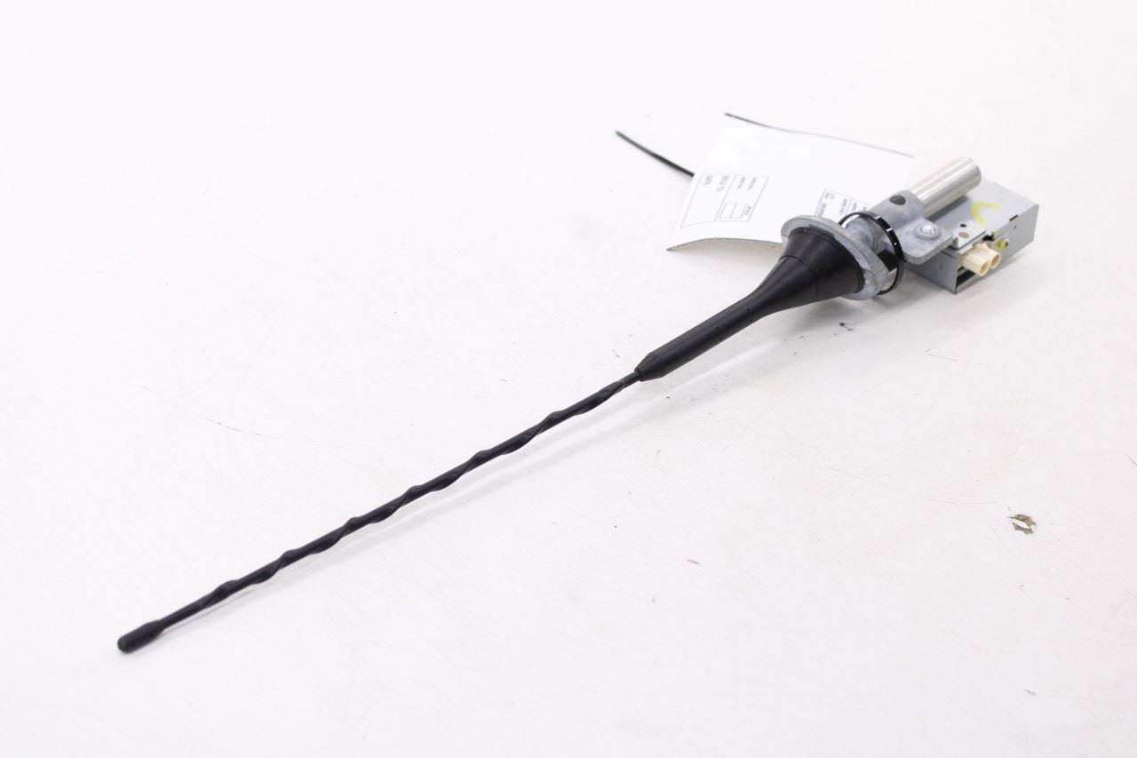 2015-2023 Ford Mustang Conv V6 Rear Right Quarter Radio Antenna FR3T-19G461-AC7