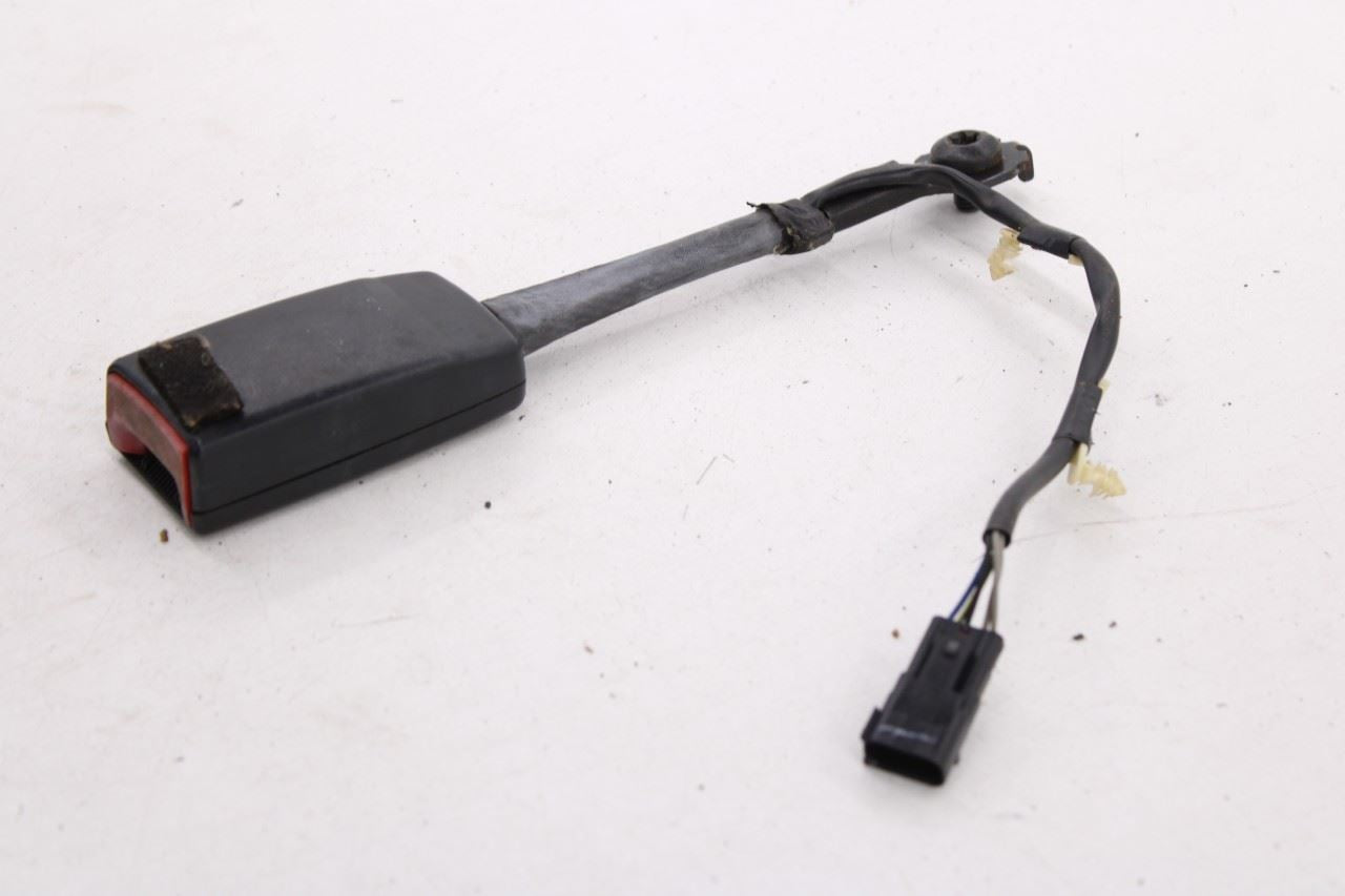 2015-23 Ford Mustang Convertible V6 Front Passenger Right Side Seat Belt Buckle3
