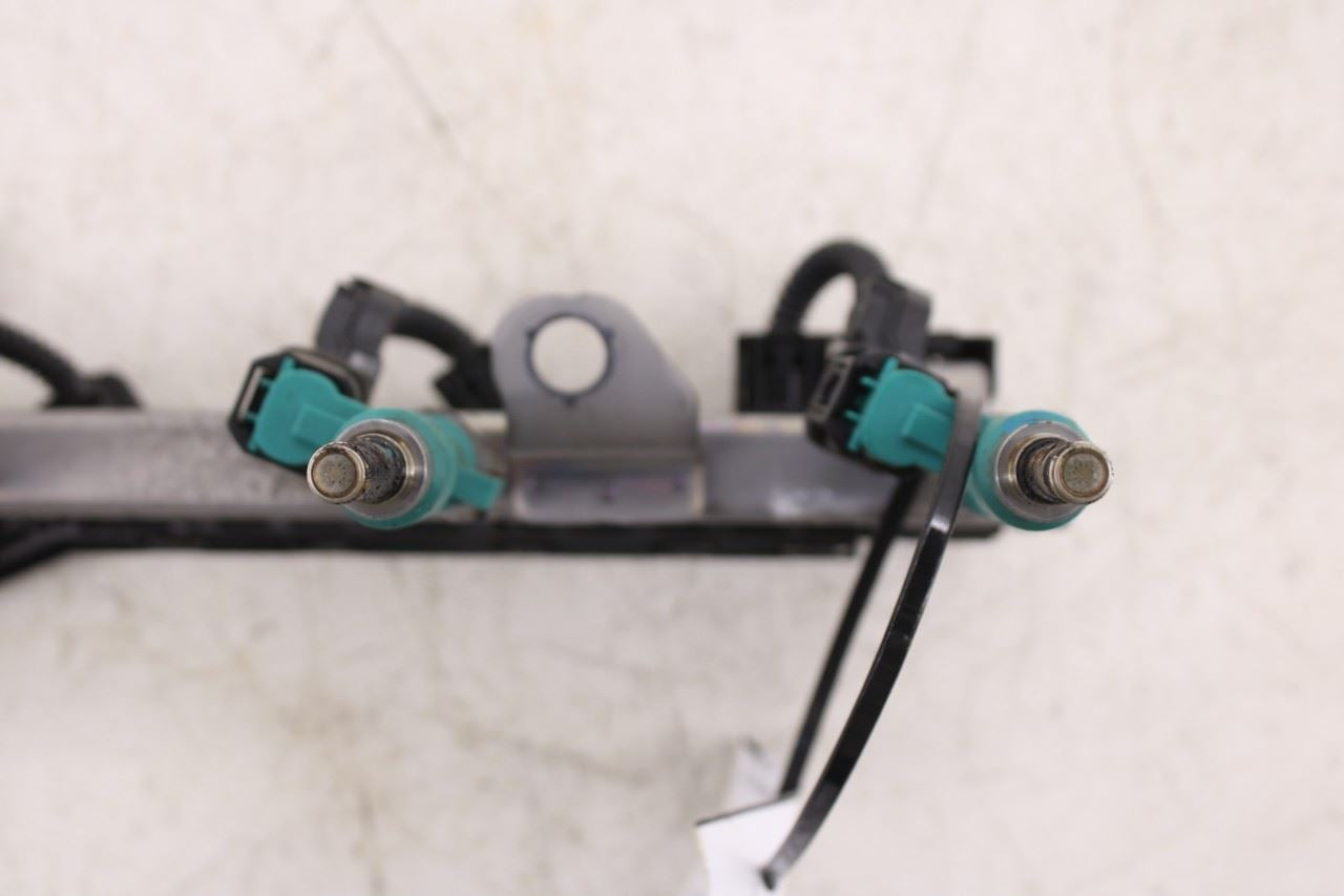 2020-2024 Toyota Corolla LE 2.0L Upper Fuel Rail with Injectors 23814-F2020 OEM10
