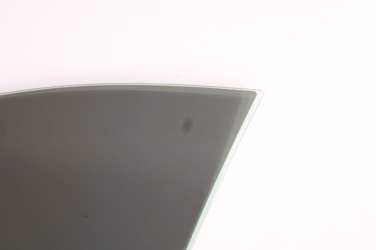 19-2023 Hyundai Santa Fe SEL Front Right Side Door Window Glass 82421-S2000 OEM - Alshned Auto Parts