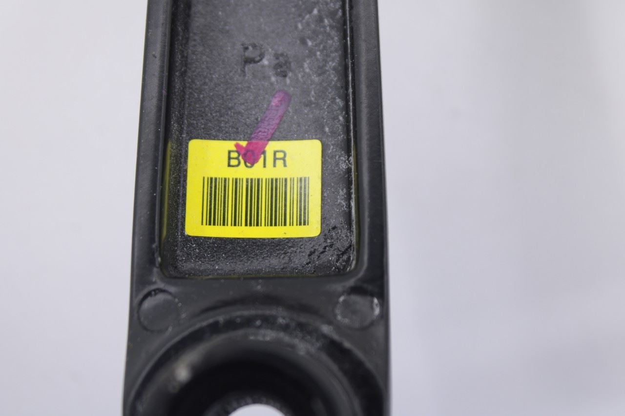 2021-25 Hyundai Elantra SE Front Left and Right Windshield Wiper Arm 98321-AA0009