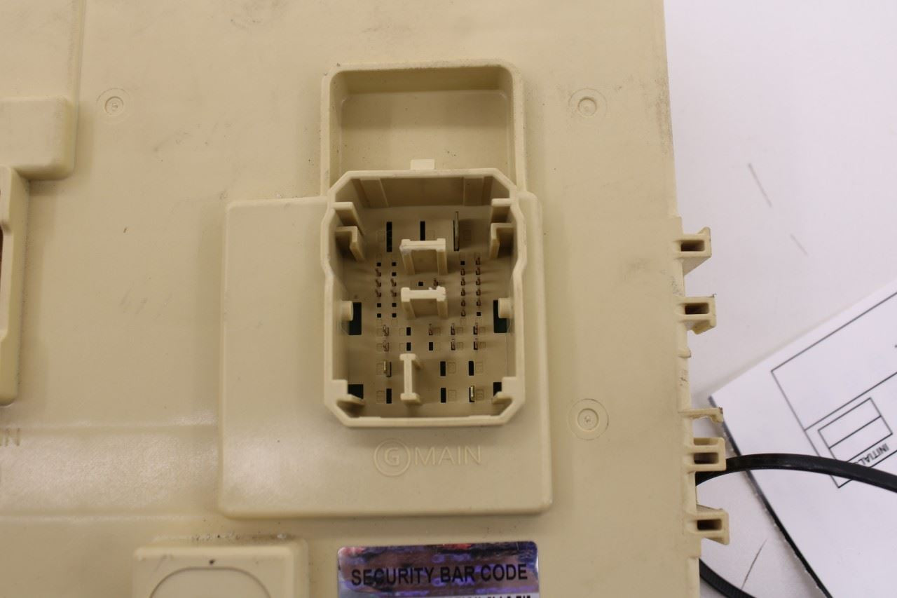 2021-23 Hyundai Santa Fe 2.5L Cabin Instrument Panel Fuse Junction Block *ReaD* - Alshned Auto Parts
