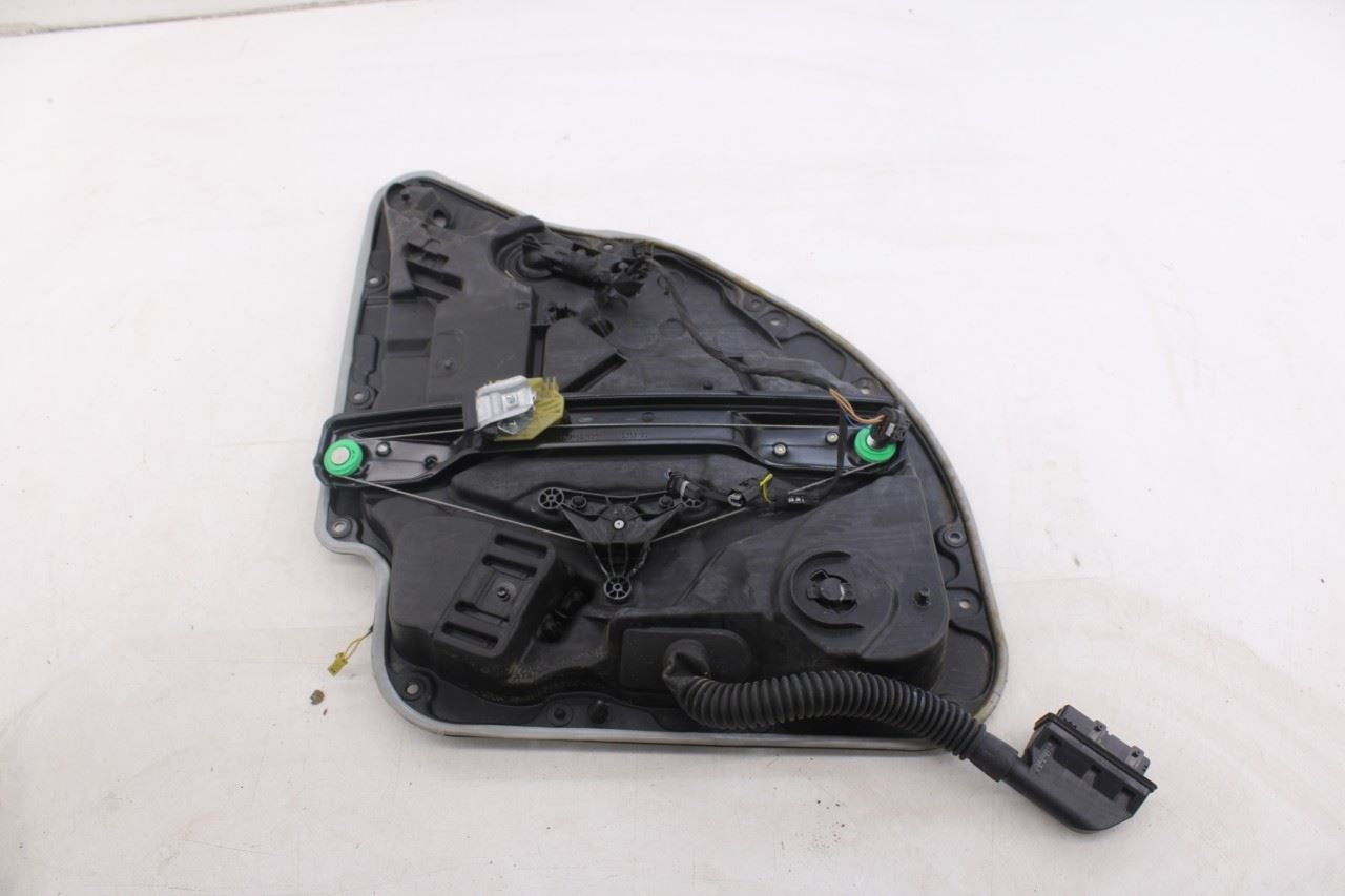15-21 Mercedes-Benz C300 4Matic RR LH Door Window Regulator w/ Carrier and Motor10