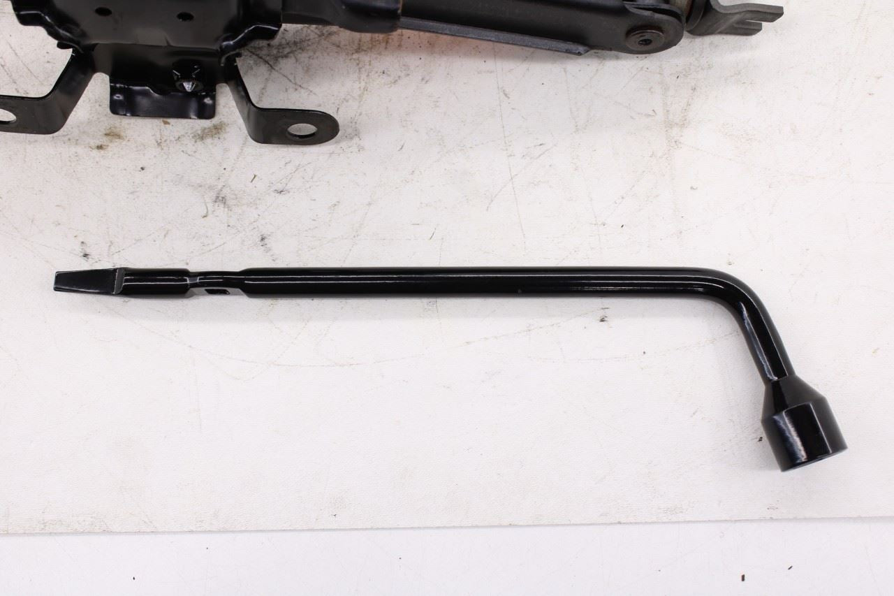 14-20 Infiniti QX60 3.5L AWD Lift Jack and Tool Kit w/ Tools Bag 99550-3JA1A OEM9