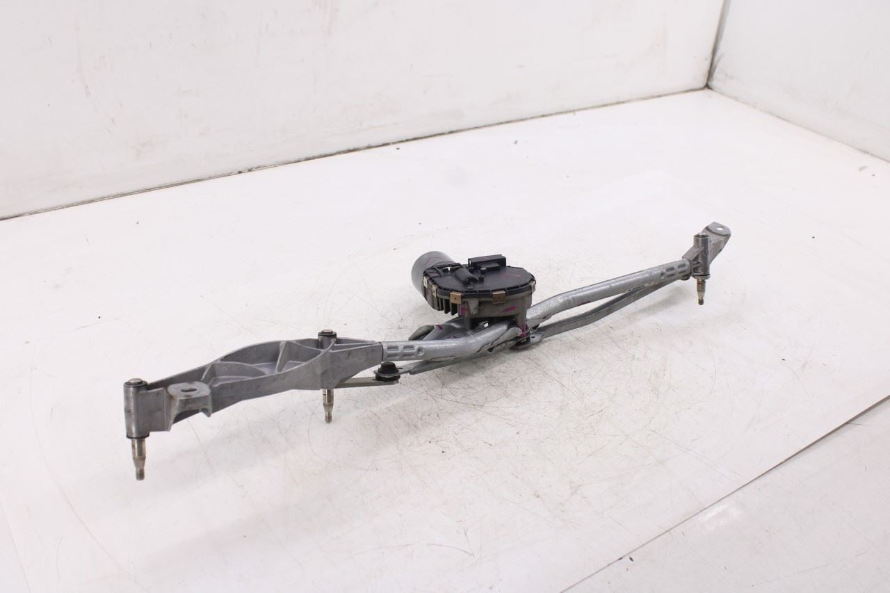 2003-06 Mercedes-Benz E500 Front Windshield Wiper Transmission Linkage w/ Motor6