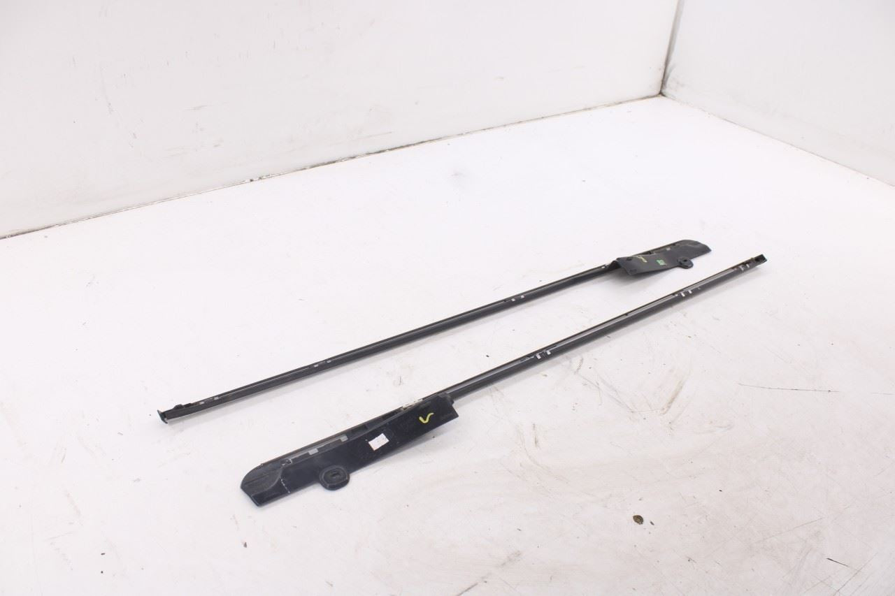 08-20 Dodge Grand Caravan SXT Rear RH and LH Quarter Panel Exterior Molding Set8