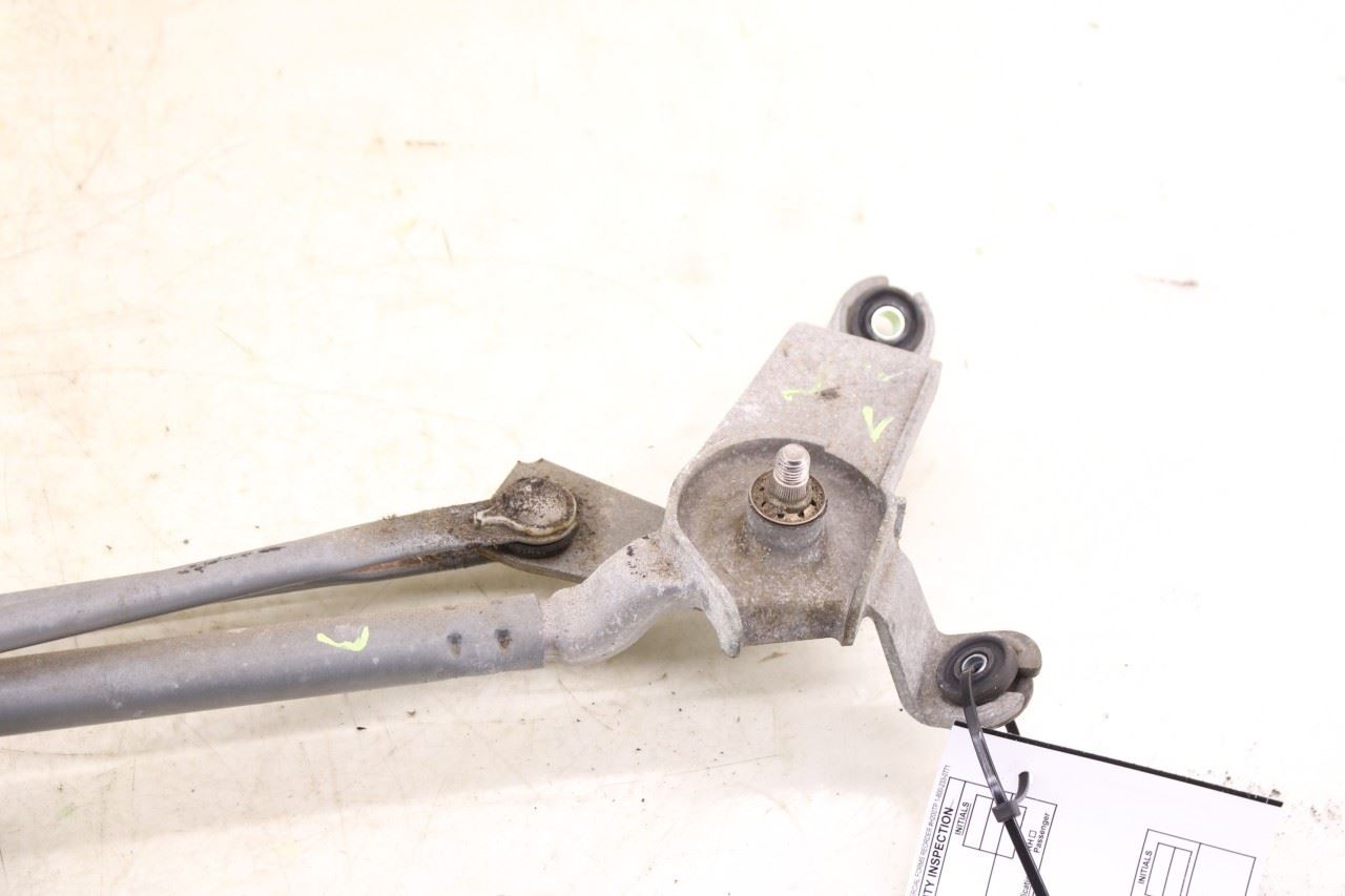 2011-2020 Toyota Sienna LE Front Windshield Wiper Transmission Linkage w/ Motor - Alshned Auto Parts