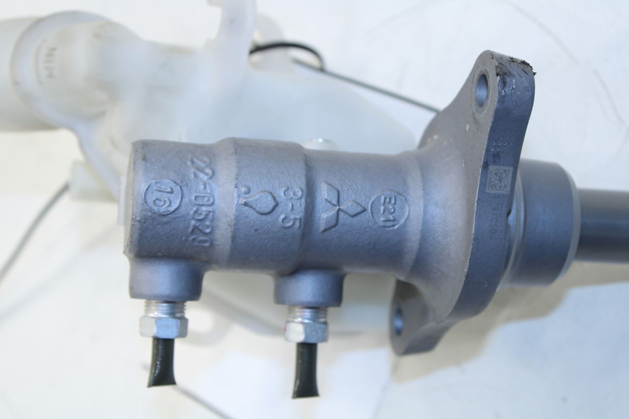 2018-2025 Mitsubishi Eclipse Cross ES 1.5L Brake Master Cylinder w/ Reservoir - Alshned Auto Parts