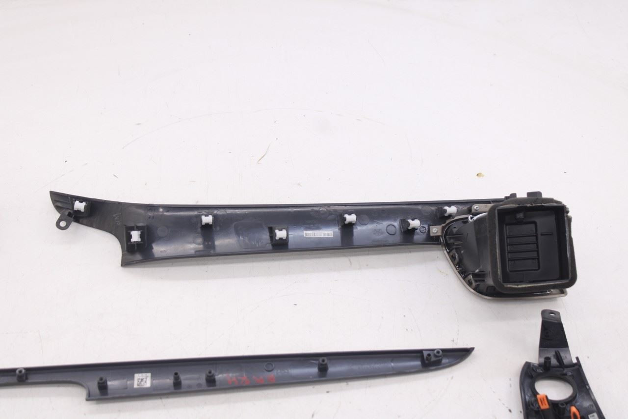 19-21 Jeep Grand Cherokee Laredo X 4x4 Door and Dash Trim and Air Vent Set of 913