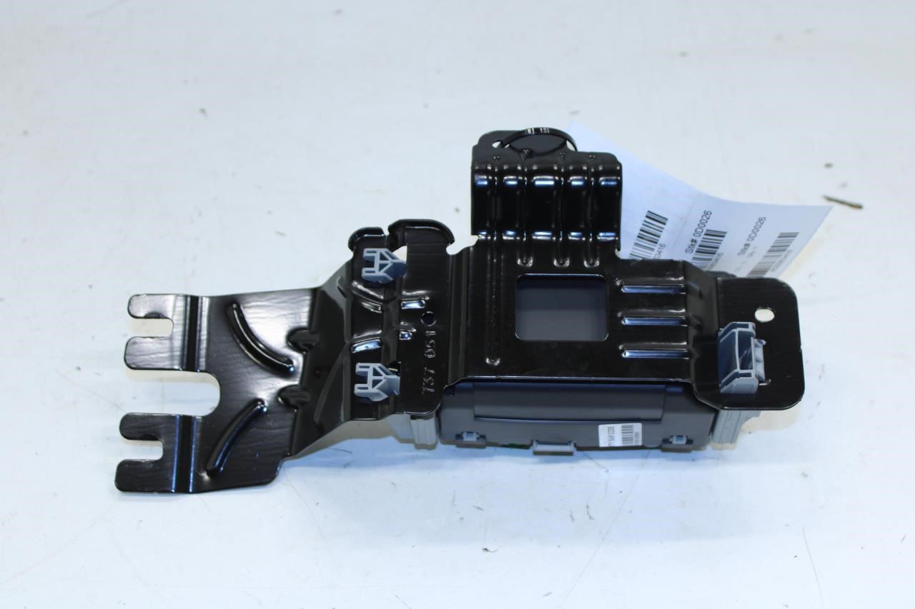 18-24 Chevrolet Equinox Rear Compartment Cabin Fuse Relay Junction Box 22923945 - Alshned Auto Parts