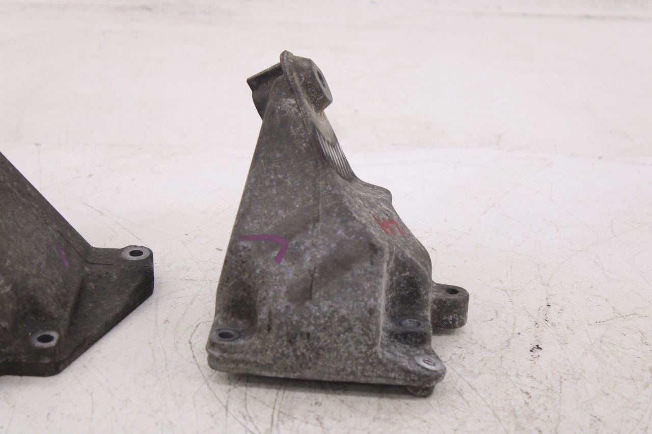 2008-11 Mercedes-Benz C350 Sport 3.5L RWD LH and RH Engine Support Mount Bracket3