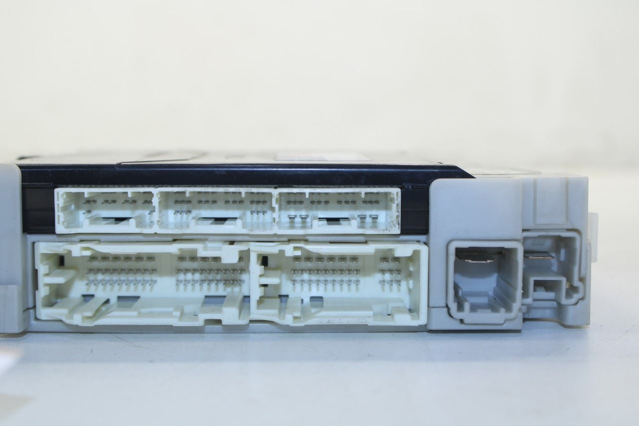 2013-2016 Lexus GS350 Driver Junction Block Body Computer Control Module BCM - Alshned Auto Parts