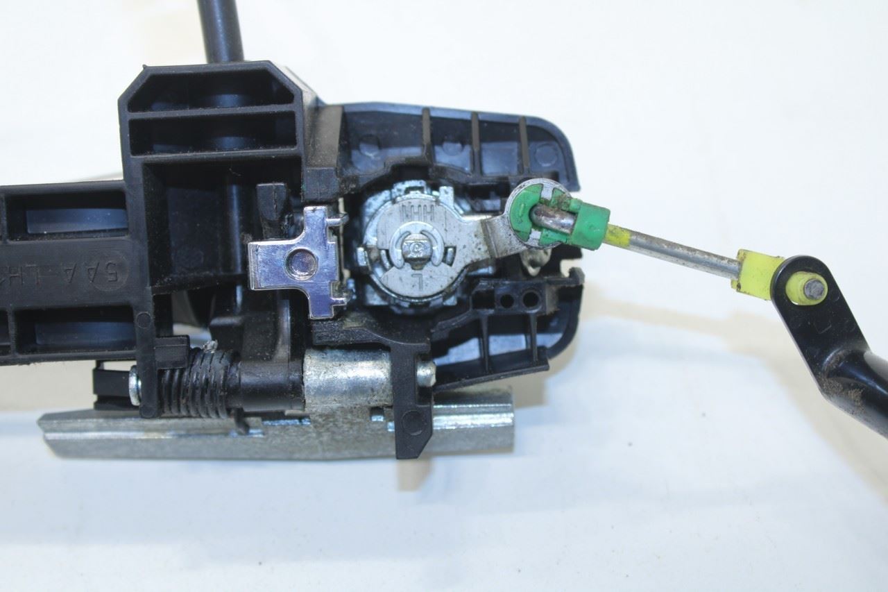 13-20 Nissan Pathfinder SV 3.5L AWD Front Driver Left Side Door Exterior Handle - Alshned Auto Parts