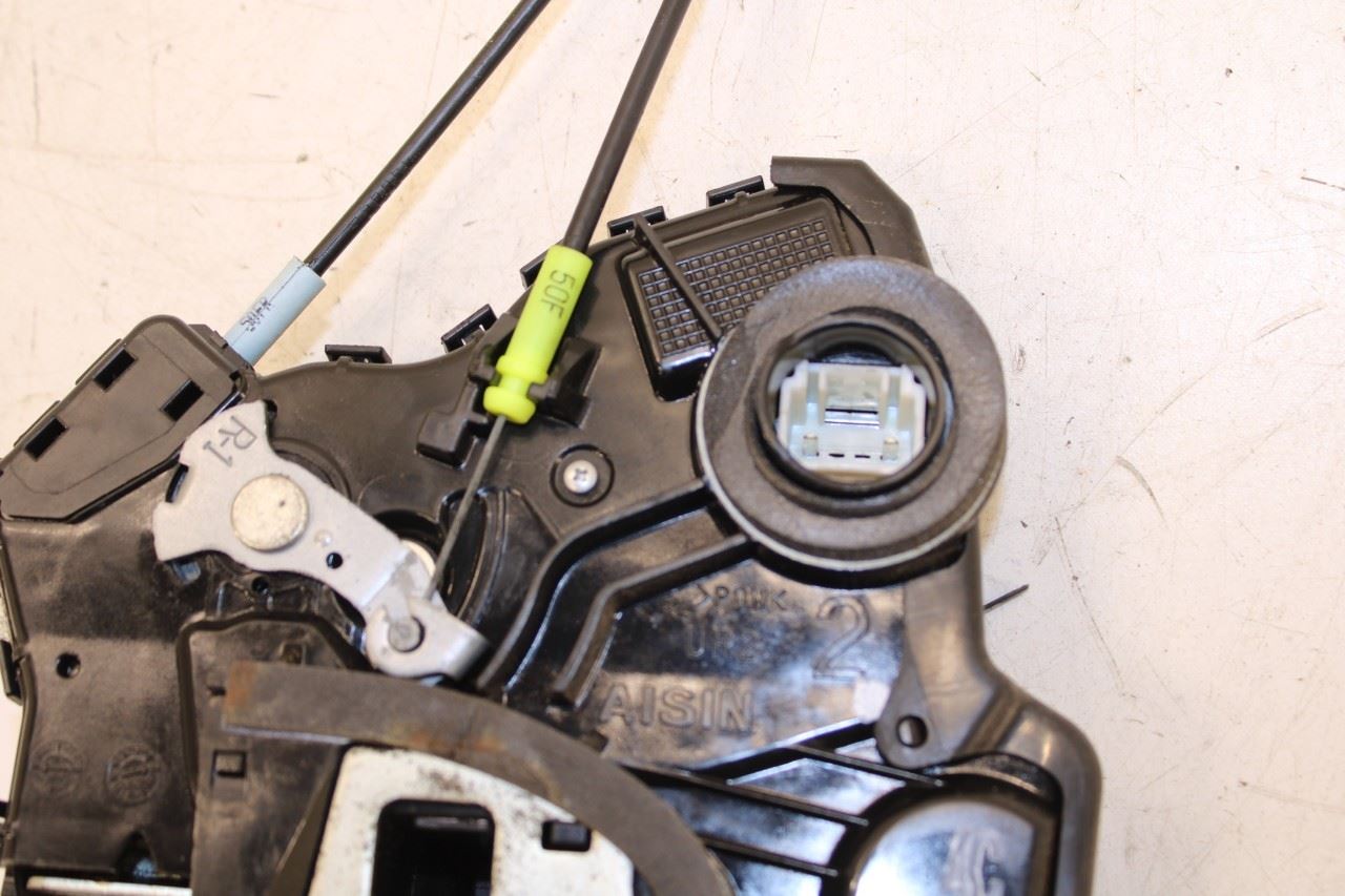 2007-2011 Toyota Camry LE Front Right Side Door Lock Latch Actuator 69030-06200 - Alshned Auto Parts