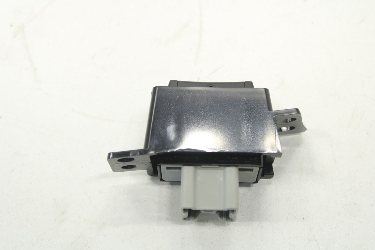 17-22 Nissan Rogue Sport SL Center Console Left Side Seat Heated Control Switch - Alshned Auto Parts