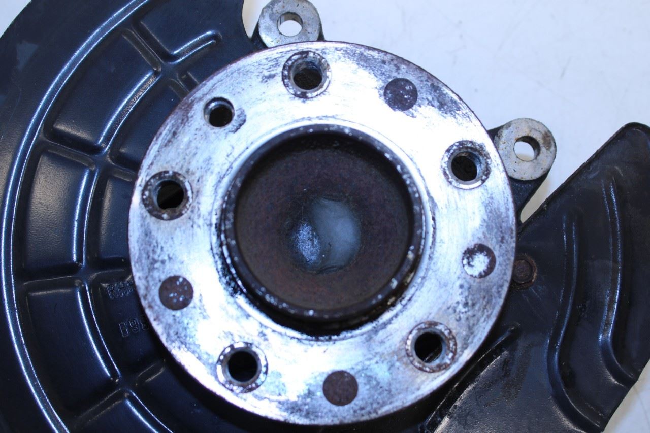 2016-2022 Jeep Renegade Sport Rear Right Side Spindle Knuckle Hub 68246618AA OEM - Alshned Auto Parts