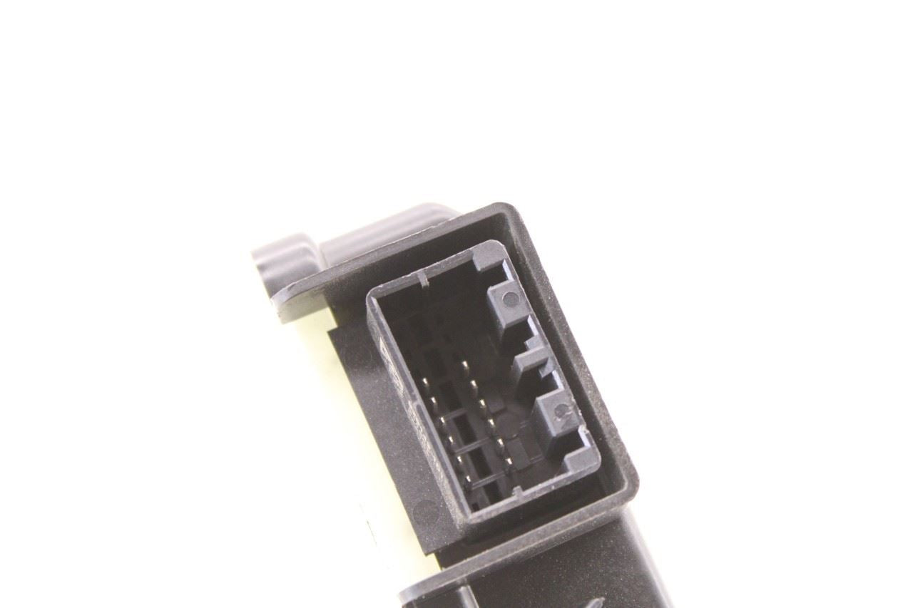 2015 RAM 1500 Laramie Keyless Entry Hub Receiver Module 68234888AC OEM - Alshned Auto Parts