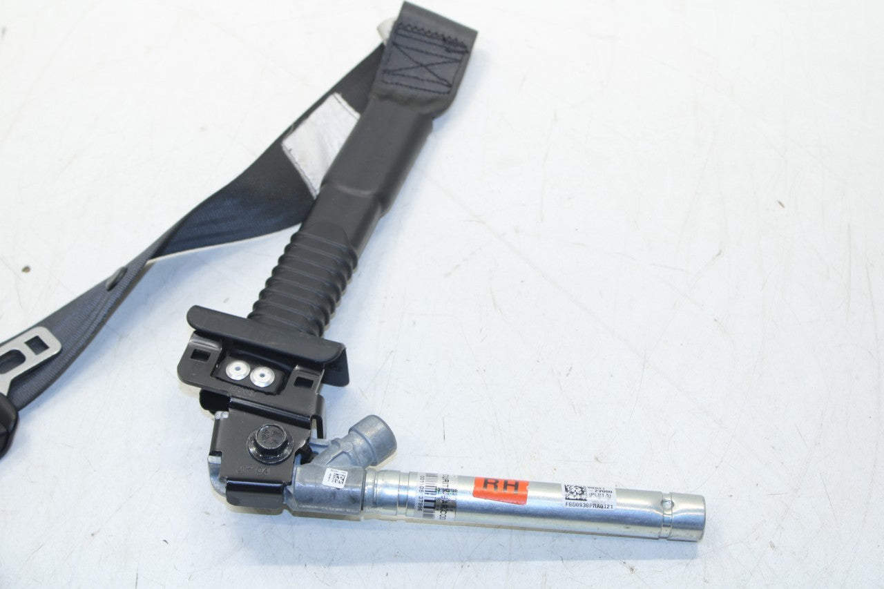 11-17 Hyundai Veloster 1.6L Front Right Side Seat Belt Retractor w/ Pretensioner - Alshned Auto Parts