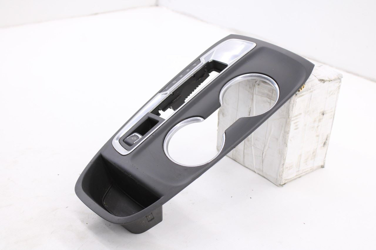 2018-24 Chevrolet Equinox LT Center Console Shifter Trim w/ Parking Brake Switch5
