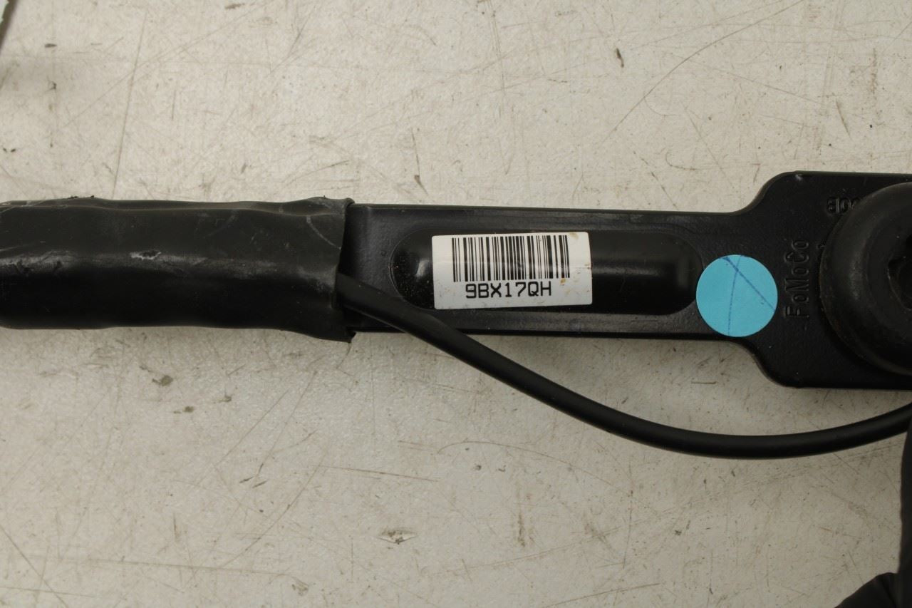 20-25 Ford Escape SEL Front Driver Left Side Seat Belt Buckle LJ6B-S61209-AB OEM - Alshned Auto Parts