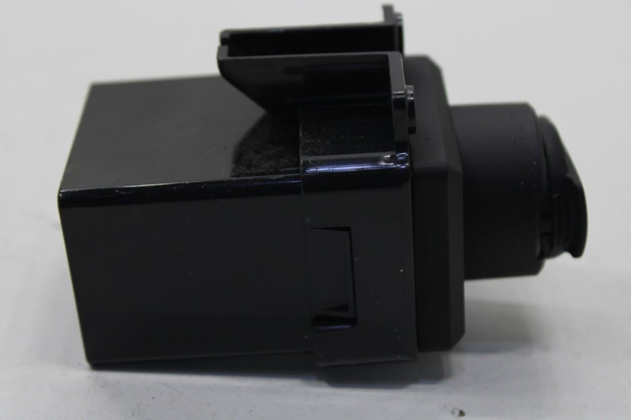 2015-20 Kia Sorento LX 3.3L Center Console Battery Charger USB Port 96125-C6010 - Alshned Auto Parts