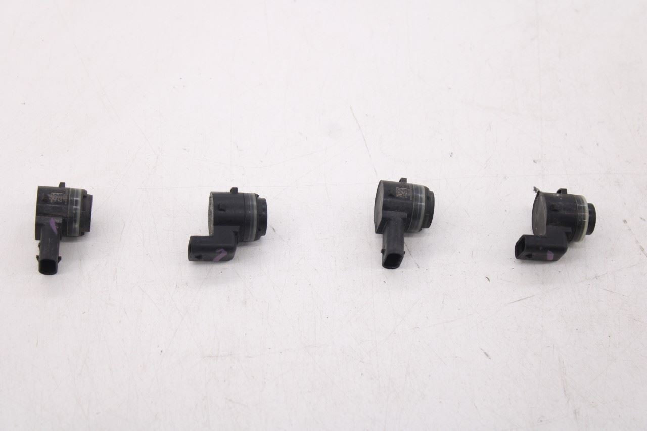 18-23 Volkswagen Atlas SE Front Bumper Parking Sensor Set of 4 5Q0919275BGRU OEM0