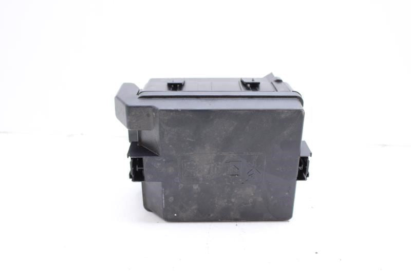 2024-2025 Chevrolet Trax Engine Bay Room Fuse Relay Junction Box 42887406 OEM - Alshned Auto Parts