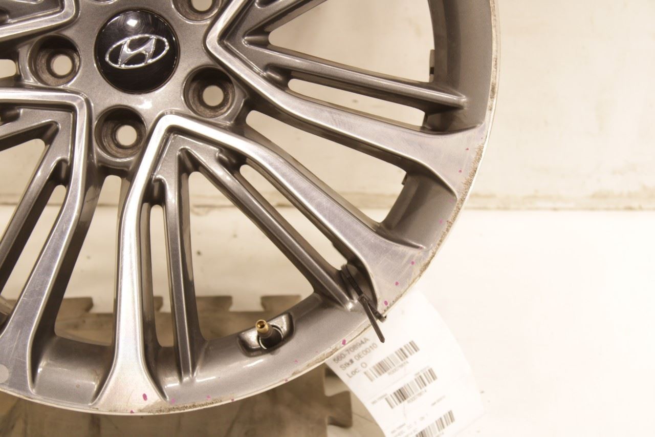 2016-2017 Hyundai Veloster Turbo Aluminium Wheel R18x7.5J 52910-2V650 OEM *ReaD* - Alshned Auto Parts