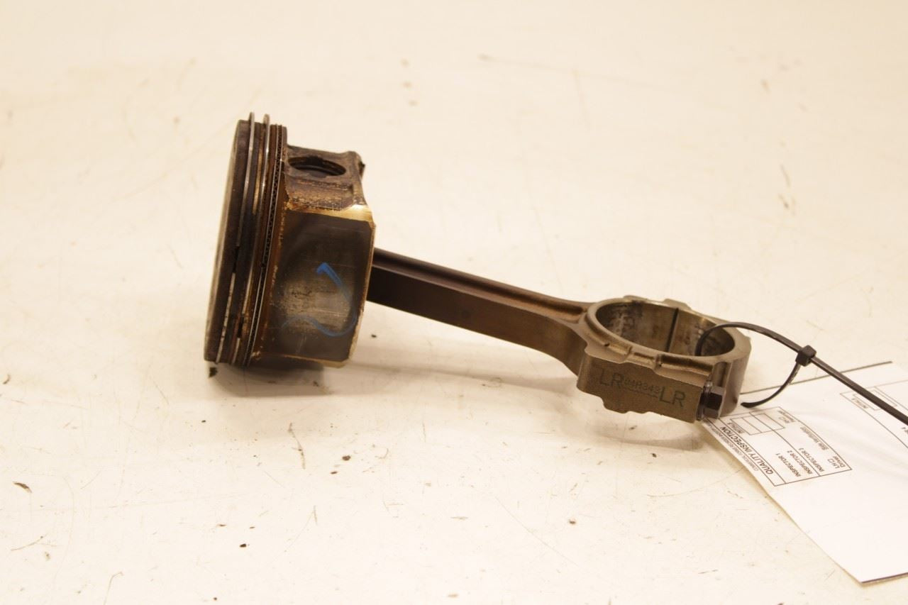 12-20 ISUZU NPR HD 6.0L Engine Piston Right No 1 w/ Connecting Rod 8-89017-849-0 - Alshned Auto Parts