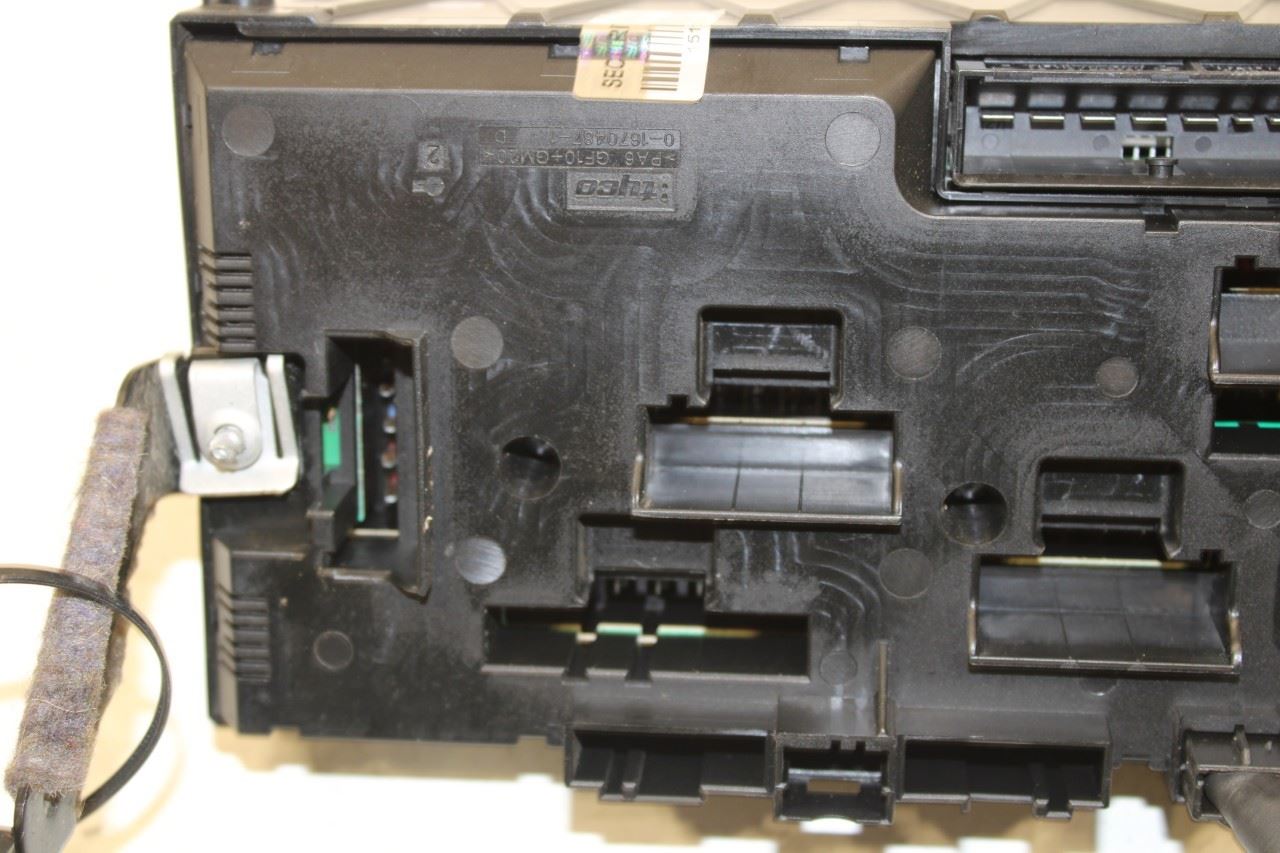 2010-2012 BMW 750Li xDrive 4.4L AWD Front Power Distribution Fuse Relay Block - Alshned Auto Parts